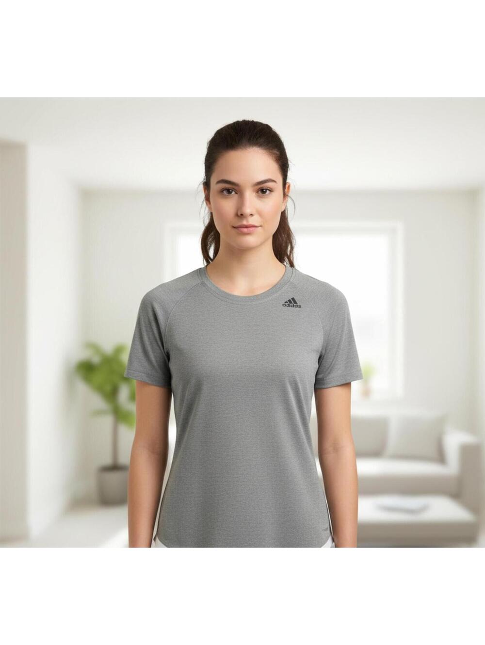 New With Tags Women’s Size XS Gray Adidas Moisture Wicking Workout T-Shirt